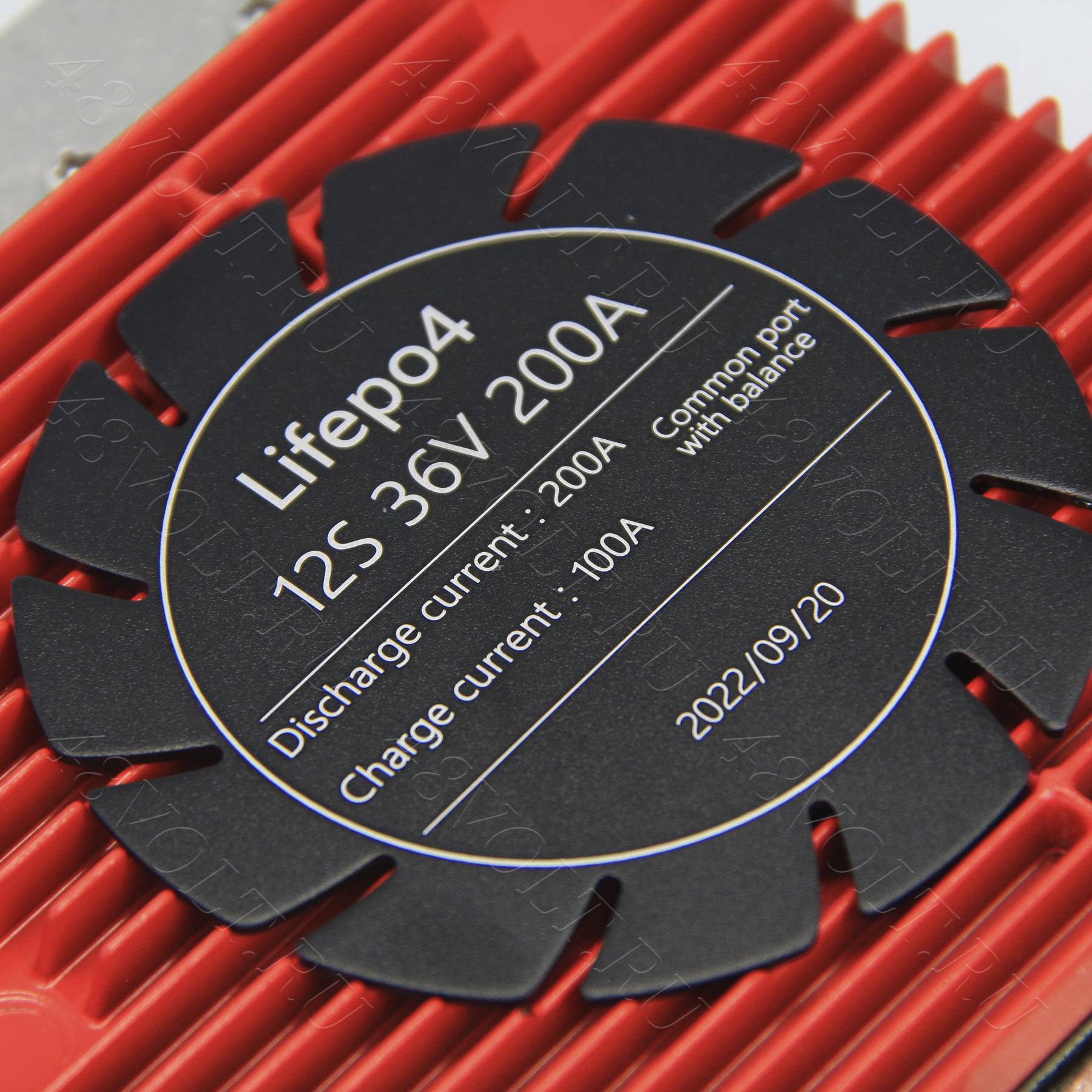 BMS LiFePO4 12S 36V 200A симметрия